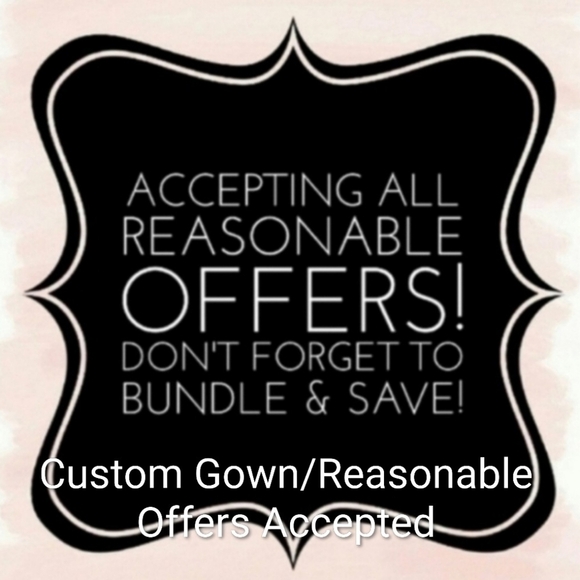 Beige and Red V-Neck Maxi Sundress with Bishop Sleeves - Picture 2 of 16